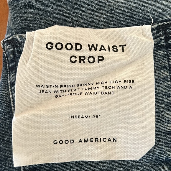 BNWT Good American Good Waist crop jeans with distressing. - Picture 2 of 6